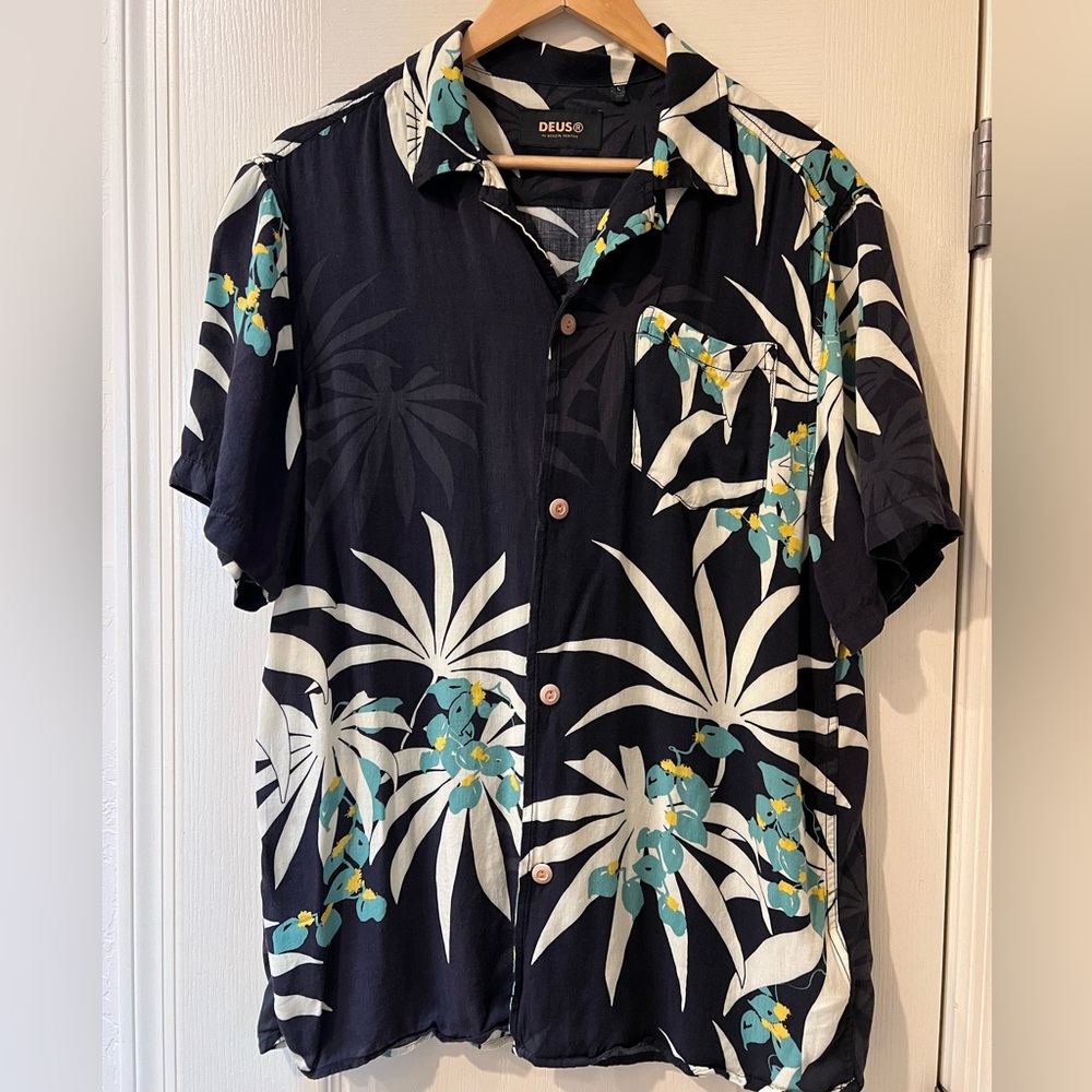 Men's Black Tropical Print Casual Button Down Shirt